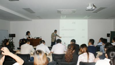積跬步，至千里，華衛(wèi)公司2018年二季度總結(jié)會議圓滿結(jié)束